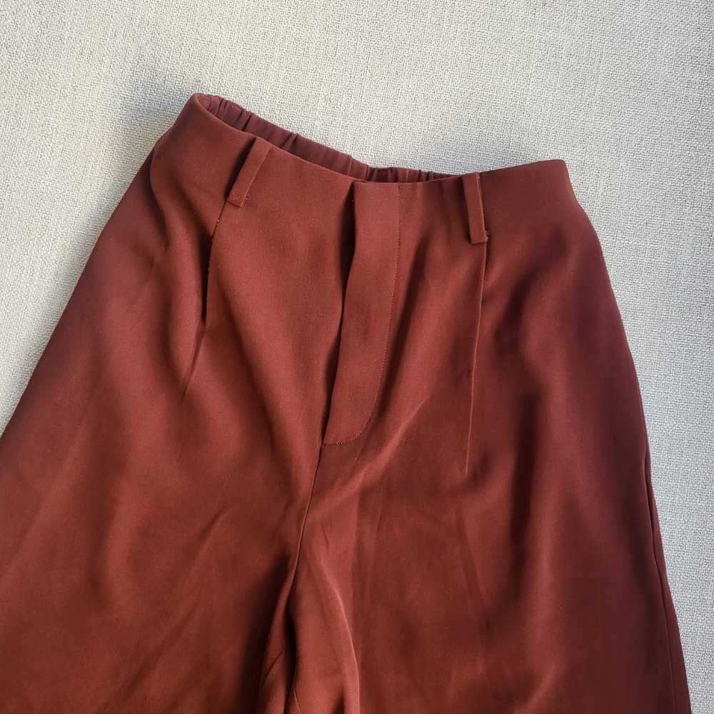 Uniqlo Maroon Cropped Wide Leg Pant | Size S
